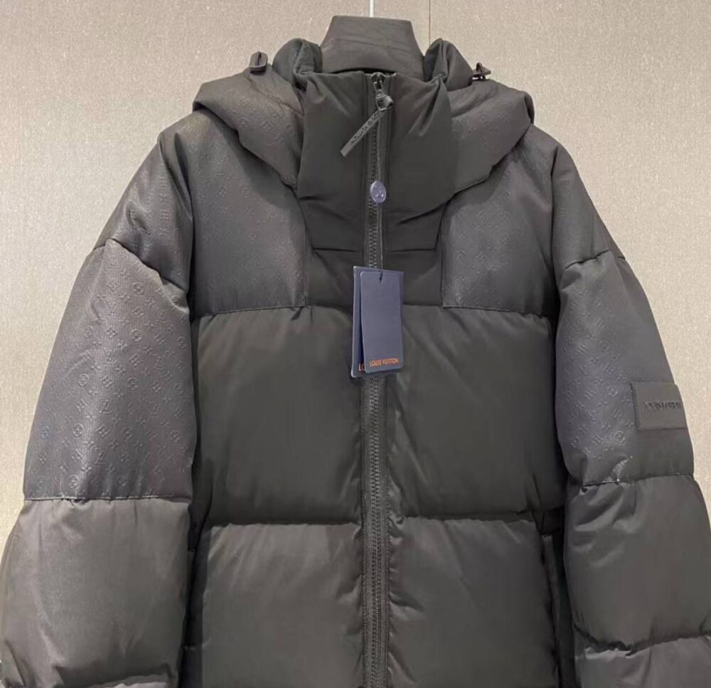 Louis Vuitton Monogram Jas Zwart - Afbeelding 2