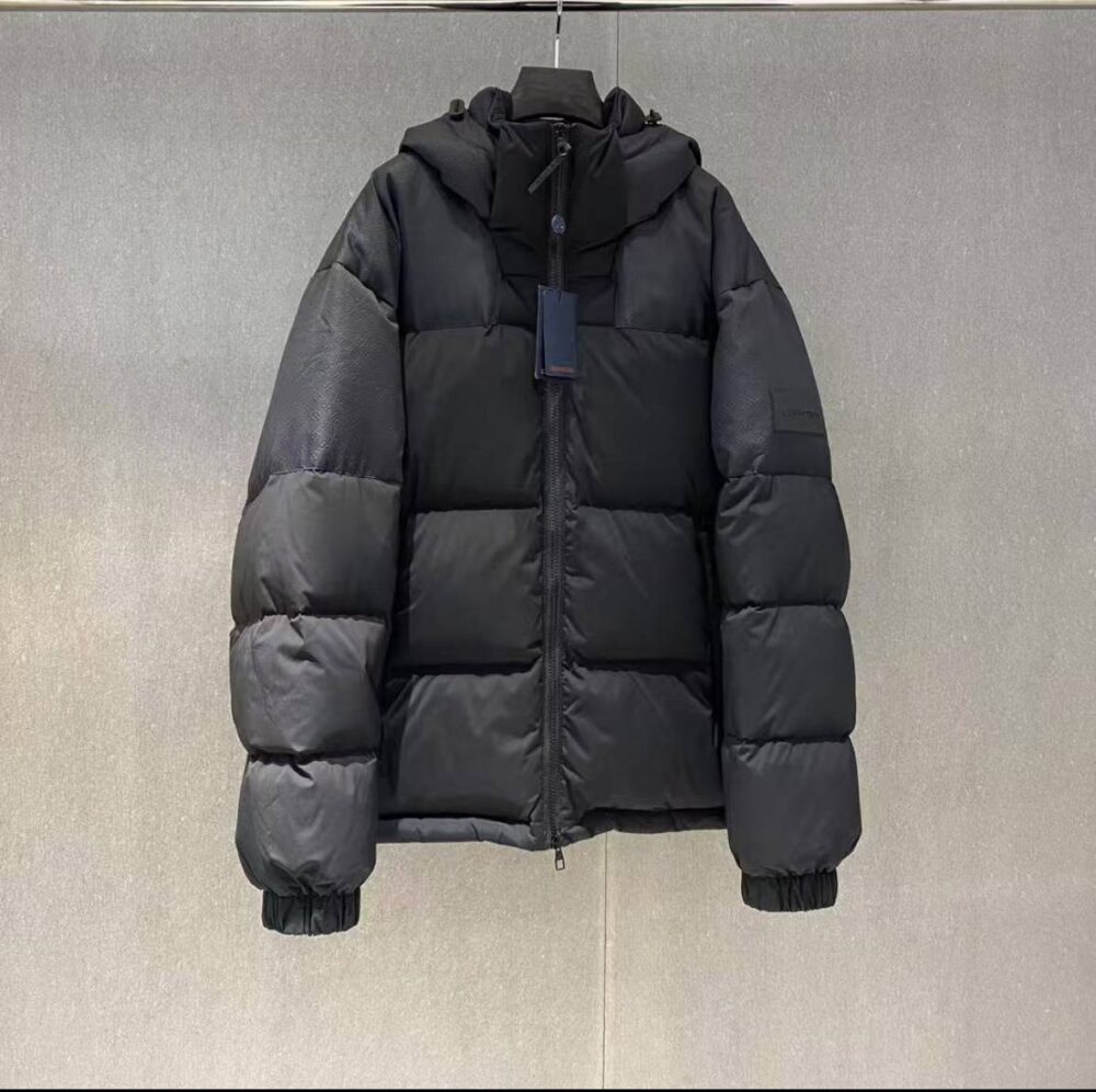 Louis Vuitton Monogram Jas Zwart