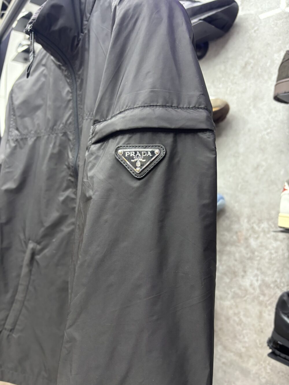 Prada Jacket Re-Nylon Black - Afbeelding 2